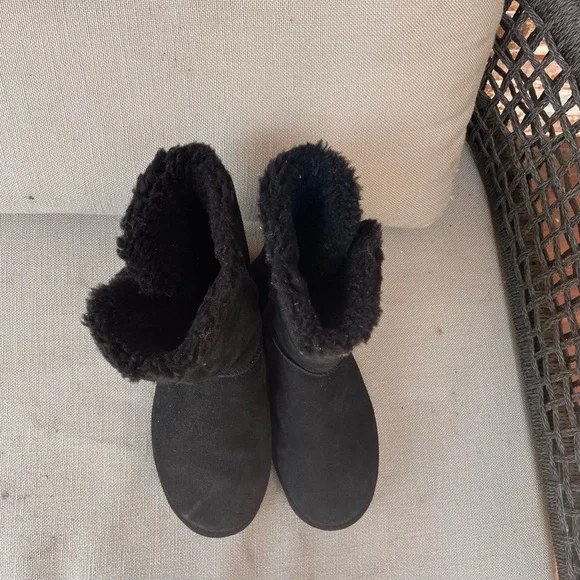 SOLD❣️SOLD❣️UGG Boots.. - Picture 4 of 4